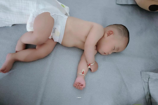 公主岭孕妇显怀早的原因